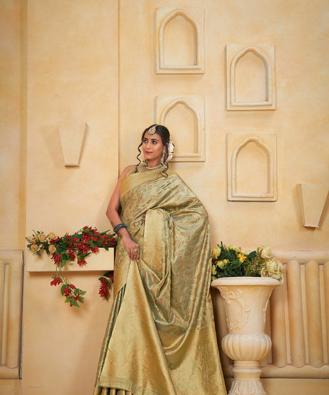 Women's Pure Tissue Wedding Traditional Wear Saree With Blouse