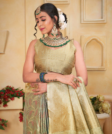 Women's Pure Tissue Wedding Traditional Wear Saree With Blouse