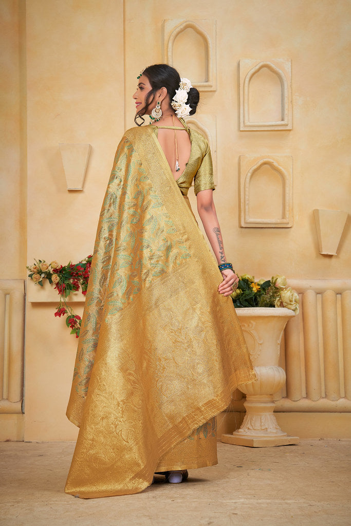 Women's Pure Tissue Wedding Traditional Wear Saree With Blouse