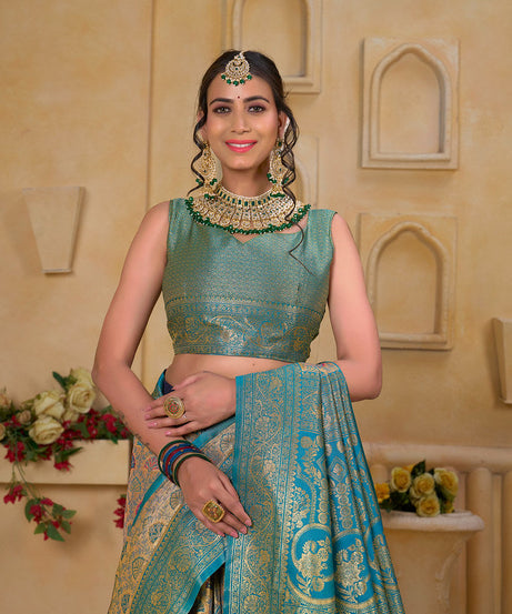 Traditional Wear Elegant Designer Saree, Pure Tissue Sari With Blosue