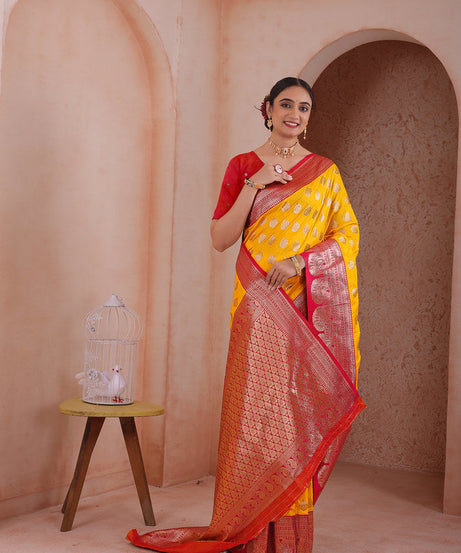 Soft Silk Weaving Saree With Banarasi Jari Work Traditional Sari With Blouse