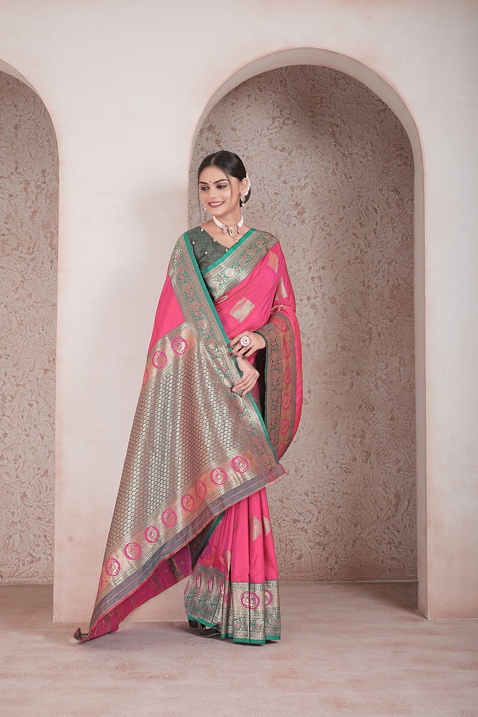 Traditional Soft Silk Saree Weaving Heavy Banarasi Pallu Sari With Blouse