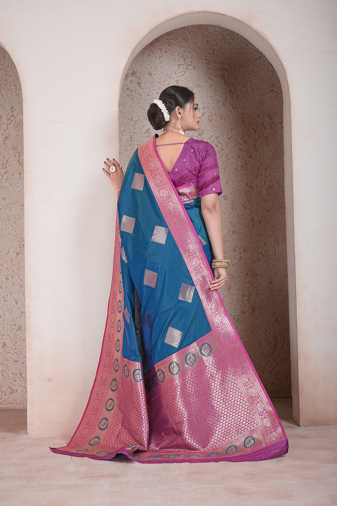 Traditional Soft Silk Saree Weaving Heavy Banarasi Pallu Sari With Blouse