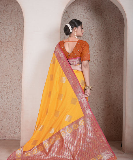 Traditional Soft Silk Saree Weaving Heavy Banarasi Pallu Sari With Blouse