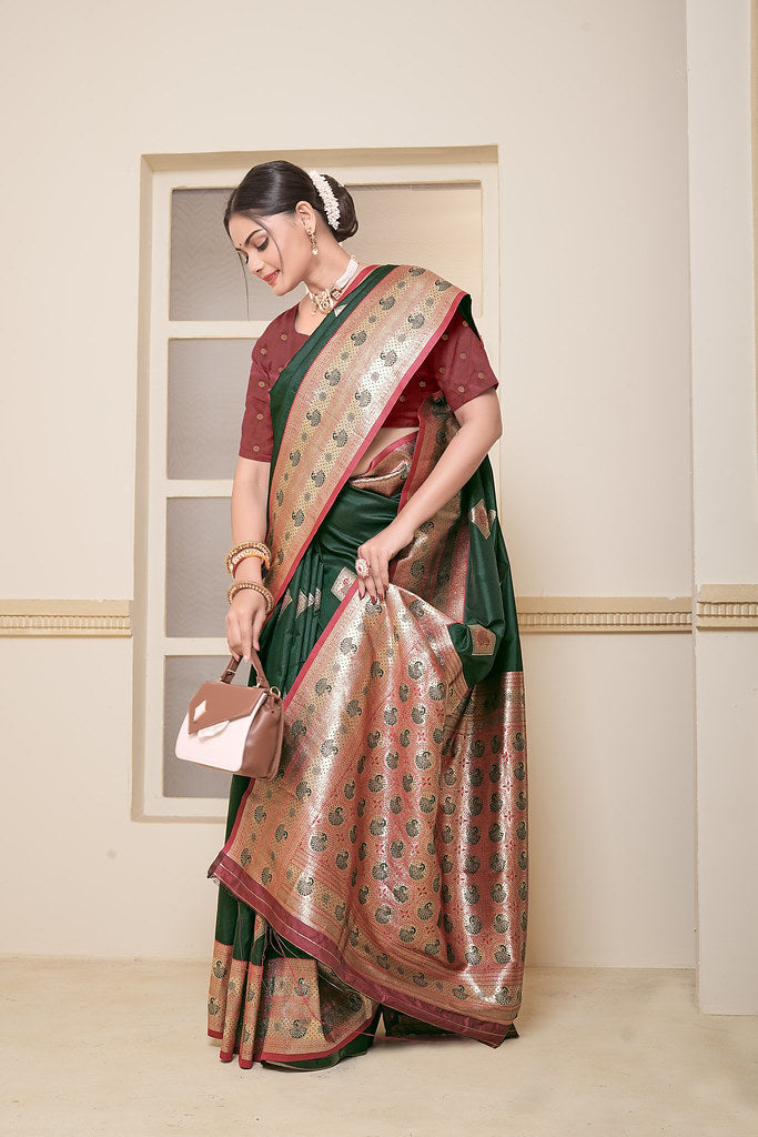 Women's Soft Silk Beautiful Sari Heavy Banarasi Saree With Blouse