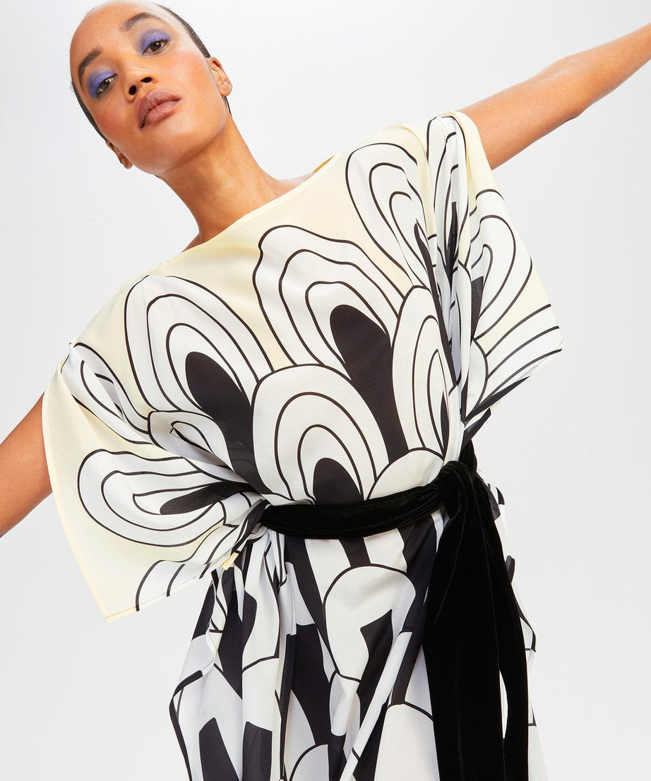 Lightweight Silk Crepe Kaftan Dress - Flowy and Stylish Women's Caftan