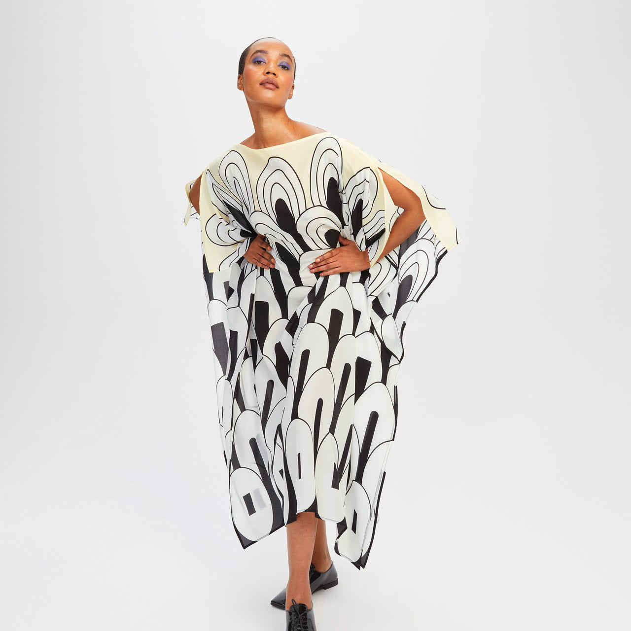 Lightweight Silk Crepe Kaftan Dress - Flowy and Stylish Women's Caftan