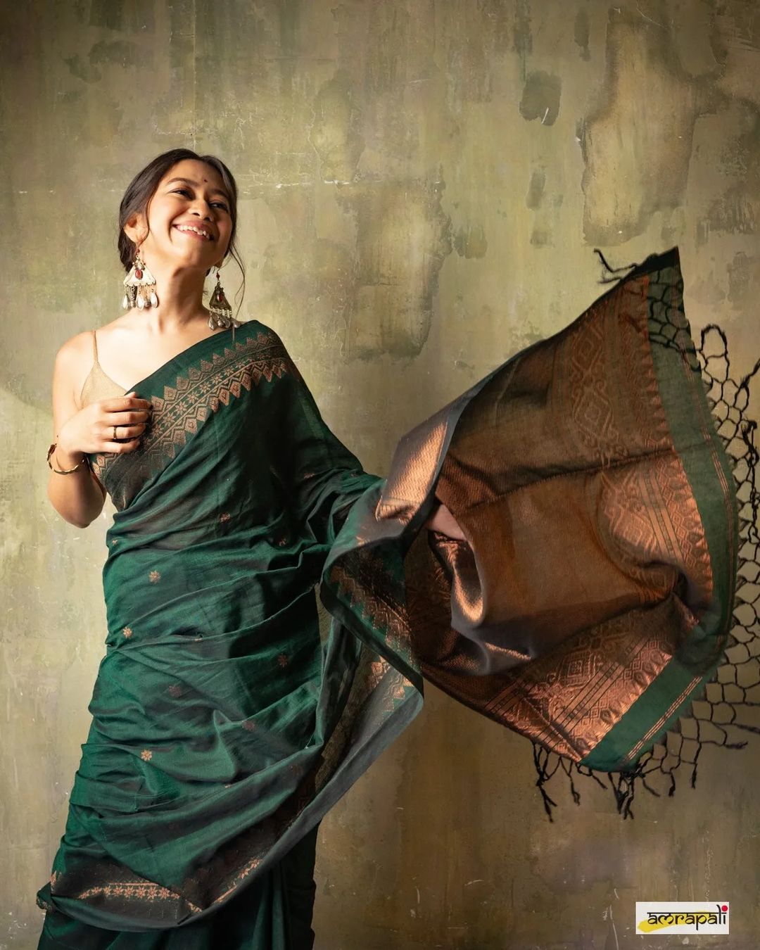 Banarasi Soft Silk Traditional Wear Wedding Sari With Blouse