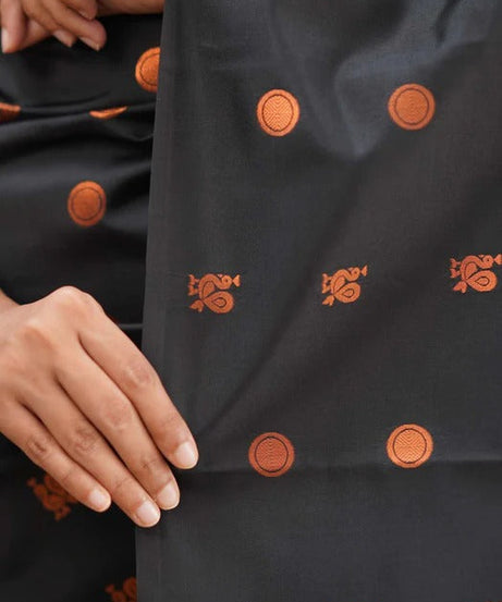 Banarasi Soft Silk Traditional Wear Simple Wedding Sari With Blouse