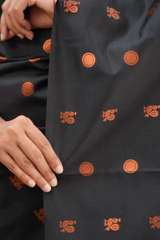 Banarasi Soft Silk Traditional Wear Simple Wedding Sari With Blouse