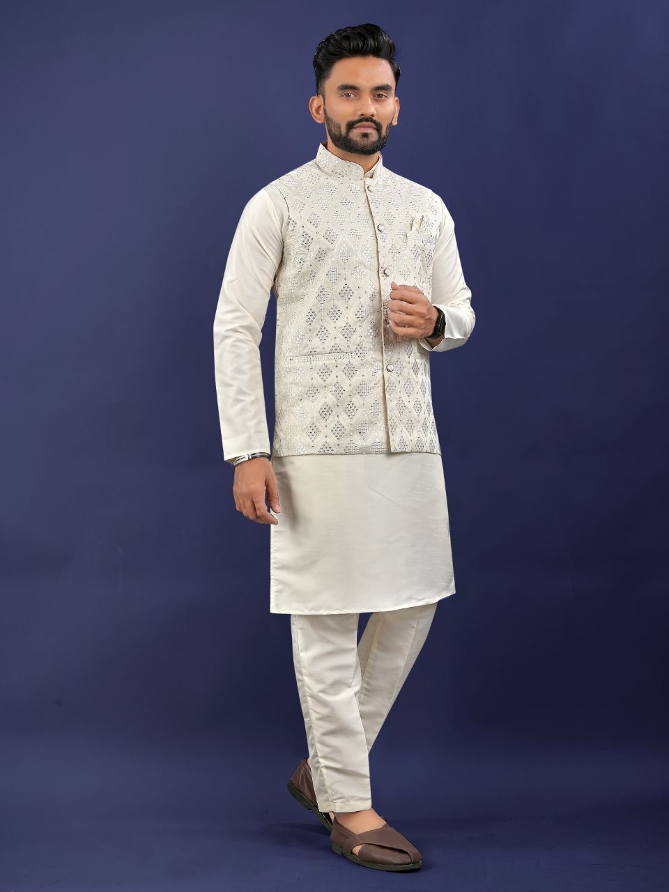 Premium Pure Silk Traditional Wear Kurta Pajama Set For Men's