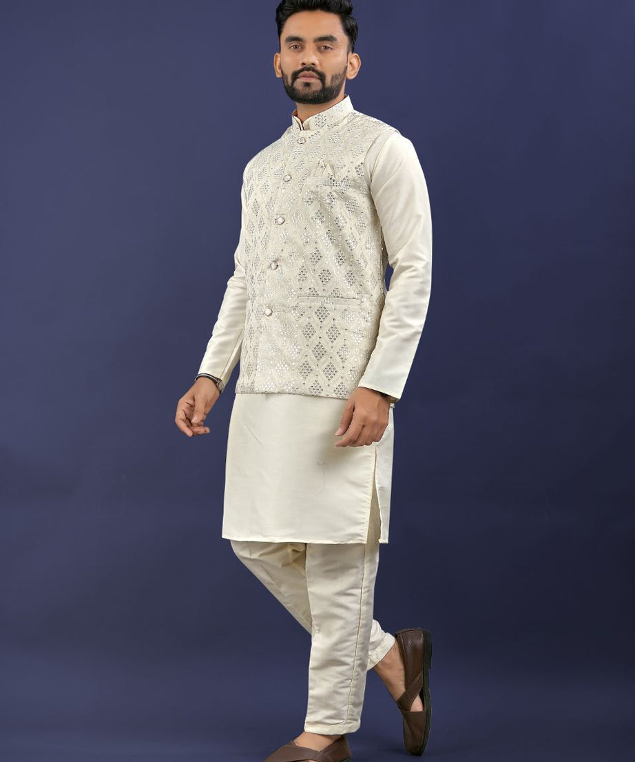 Premium Pure Silk Traditional Wear Kurta Pajama Set For Men's