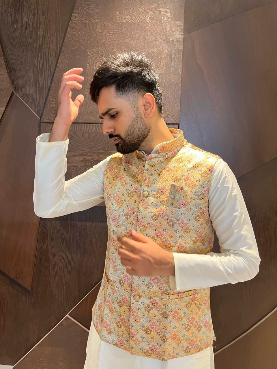 Traditional Wear Pure Cotton Kurta With Koti Set For Men's