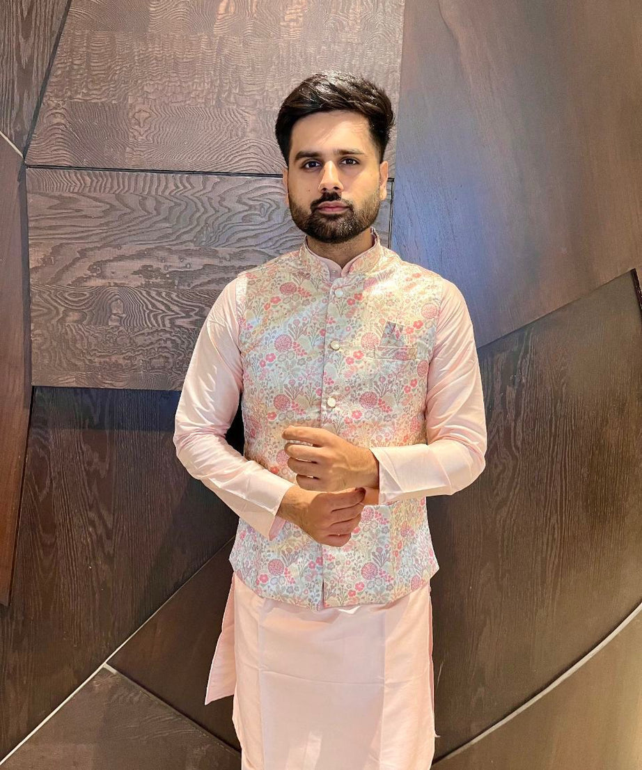 Traditional Wear Pure Cotton Kurta With Koti Set For Men's