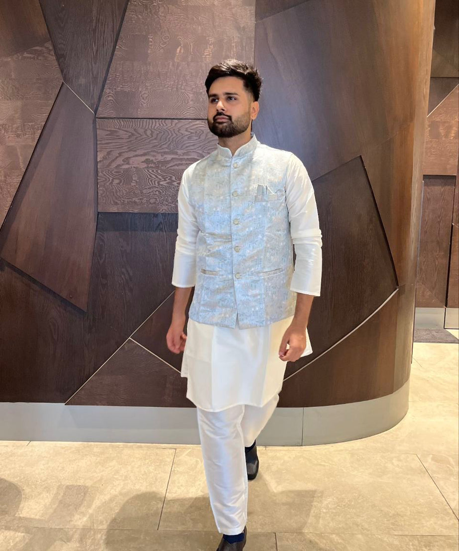 Traditional Wear Pure Cotton Kurta With Koti Set For Men's
