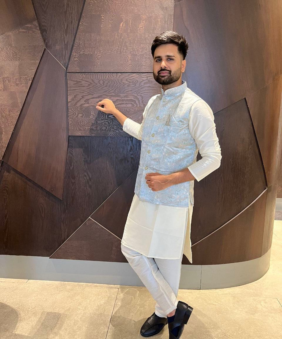 Traditional Wear Pure Cotton Kurta With Koti Set For Men's
