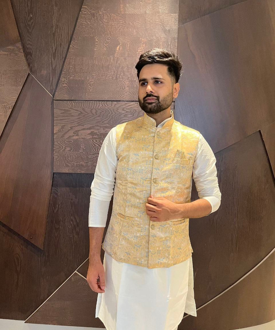 Traditional Wear Pure Cotton Kurta With Koti Set For Men's