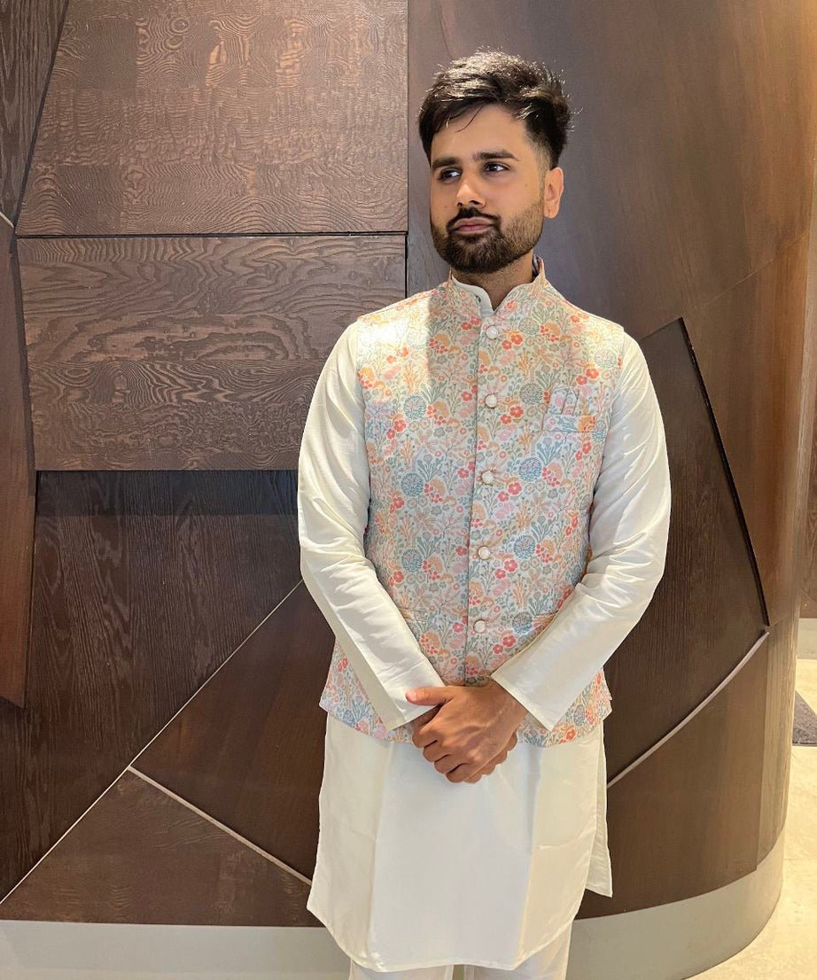 Traditional Wear Pure Cotton Kurta With Koti Set For Men's