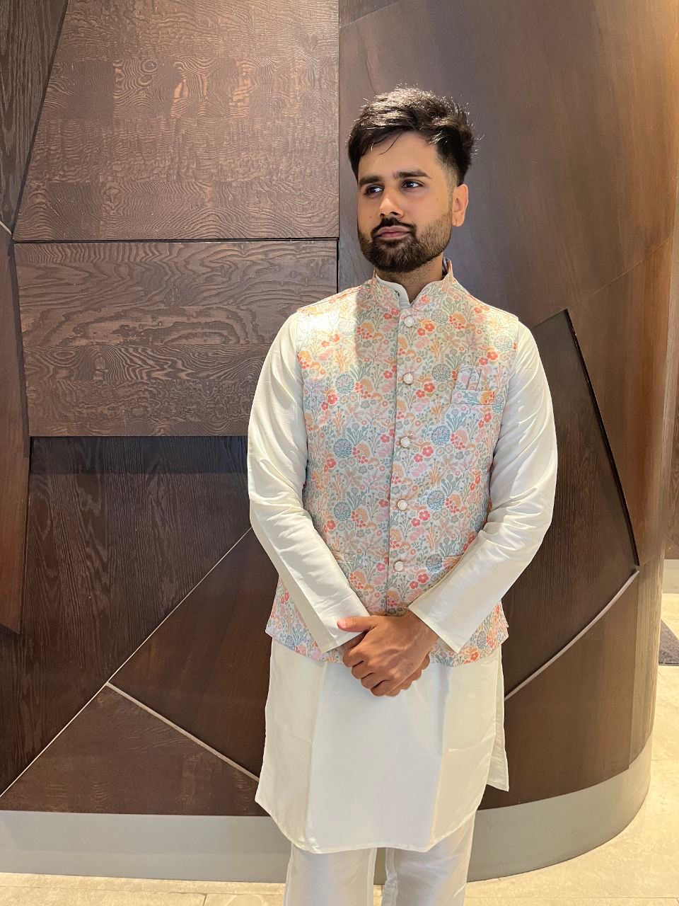 Traditional Wear Pure Cotton Kurta With Koti Set For Men's