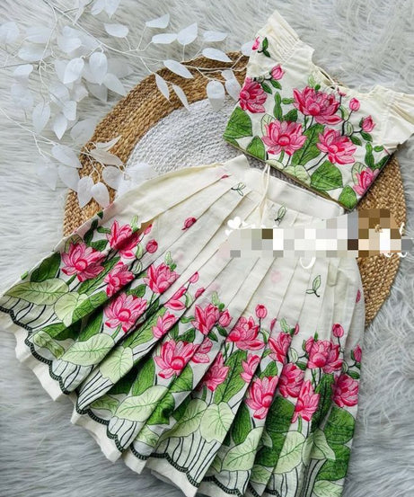 Flower Printed Design Pure Cotton Border Threads Work Lehenga Choli