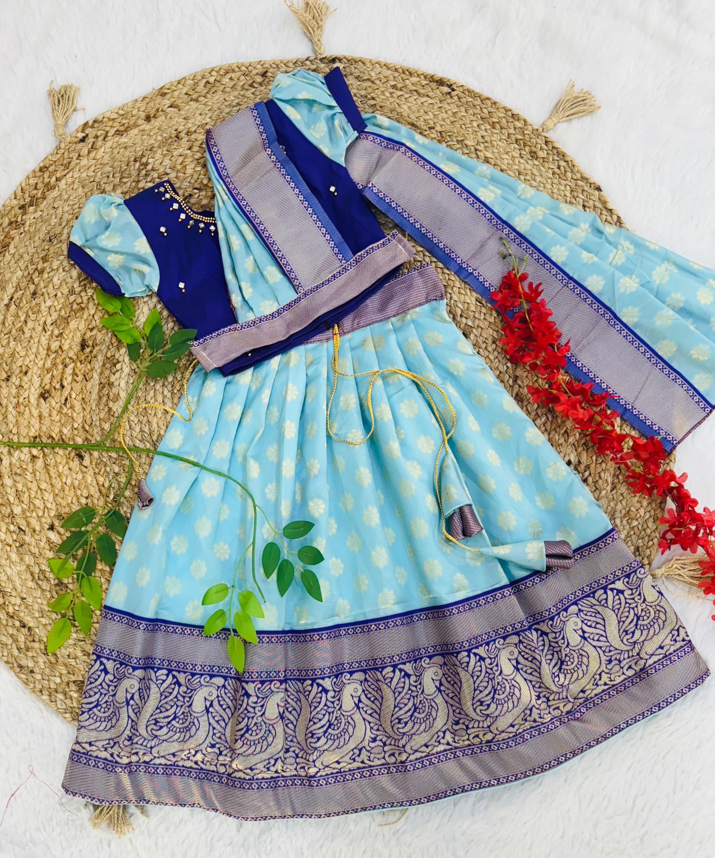 Girls & Kids Kanjivaram Weaving Silk Traditional Lehenga Choli & Blouse