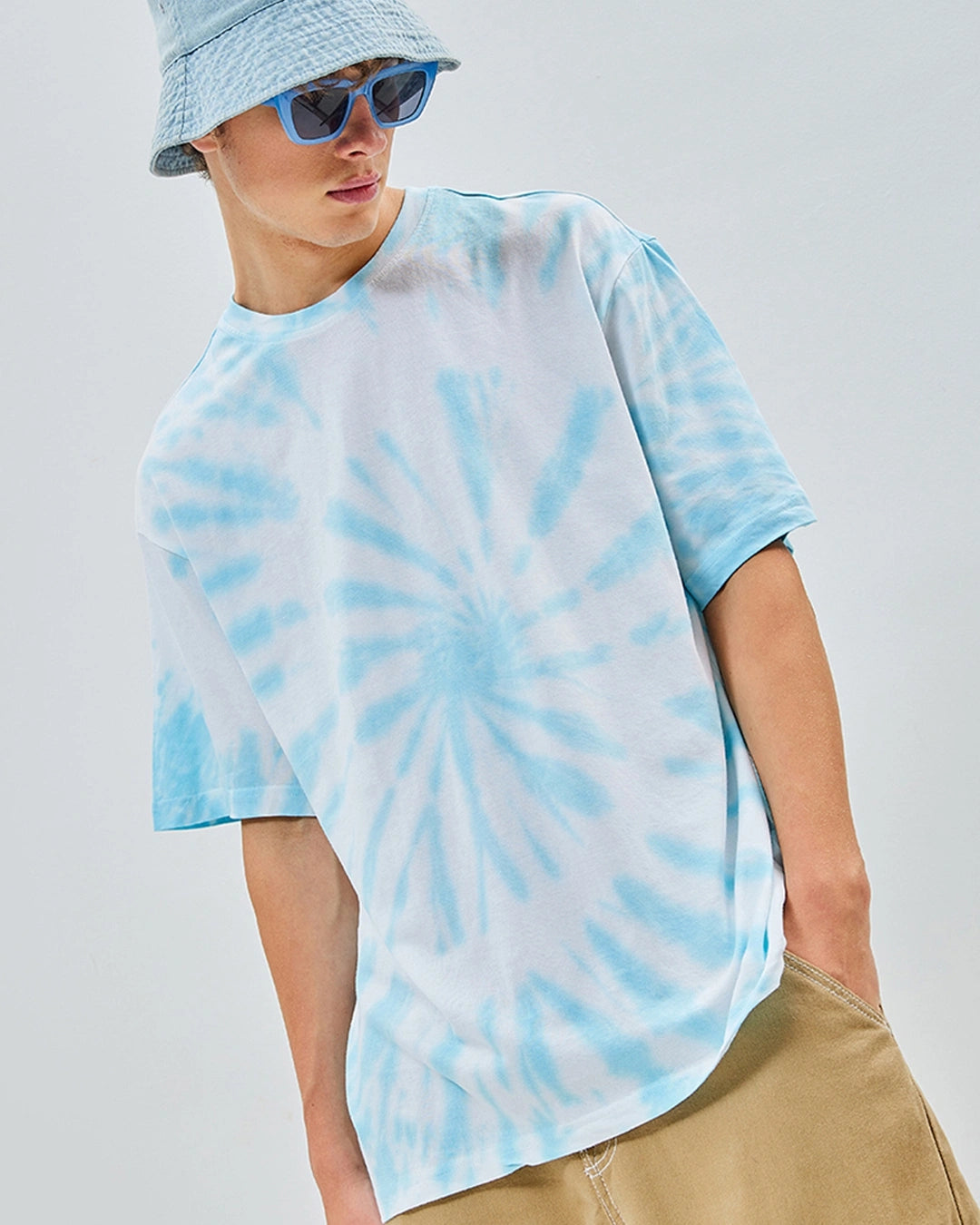 Men's White & Blue Tie & Dye Oversized T-shirt