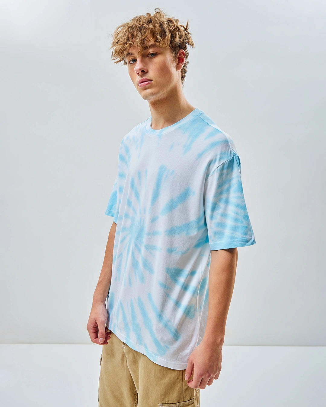 Men's White & Blue Tie & Dye Oversized T-shirt