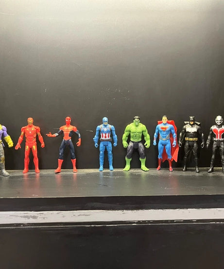 Avengers Superhero Action Figure Toy Set of 10