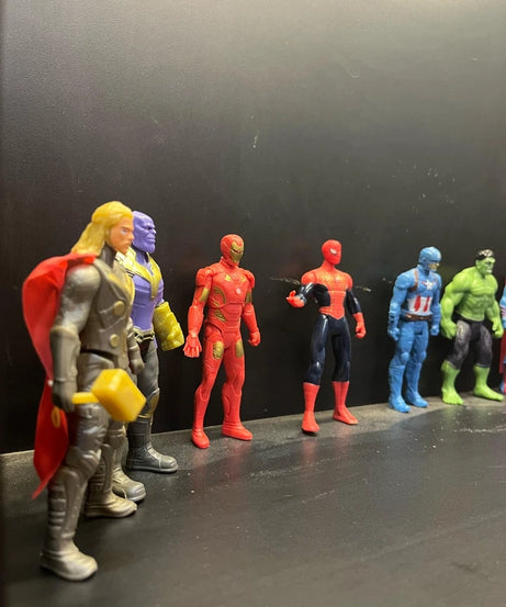 Avengers Superhero Action Figure Toy Set of 10