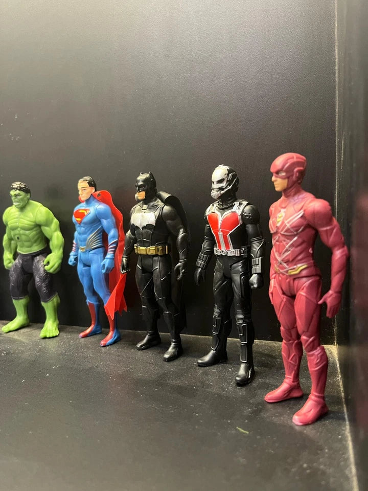 Avengers Superhero Action Figure Toy Set of 10
