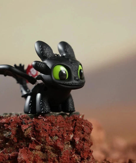 DRAGON KEYCHAIN NIGHT KEYCHAIN